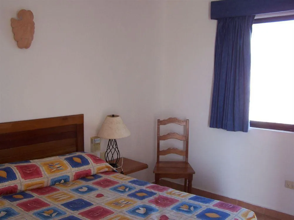 Hotel Marcianito Isla Mujeres 2*,