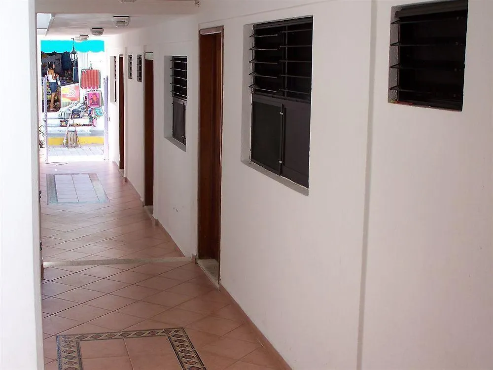 Hotel Marcianito Isla Mujeres